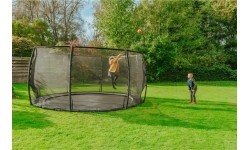 In-ground trampolines Exit: EXIT Dynamic ground level trampoline ø427cm with safety net - black