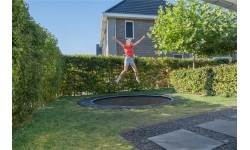 In-ground trampolines Exit: EXIT Dynamic ground level sports trampoline ø366cm - black