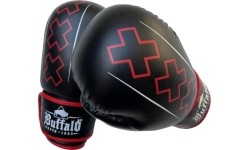 Bokso pirštinės Buffalo: "Buffalo Outrage" bokso pirštinės juodos ir raudonos spalvos 12oz