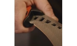 Medžiokliniai ir išgyvenimo peiliai : "Gerber Versafix Pro" raudona mačetė