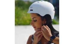 Gloves & Helmets & Accessories Beaster: Šalmas Beaster BS51BL, dydis M, baltas, su LED lemputėmis