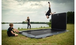 Įleidžiami batutai BERG: BERG SPORTS Ultim Champion FlatGround 500 Grey + AeroWall